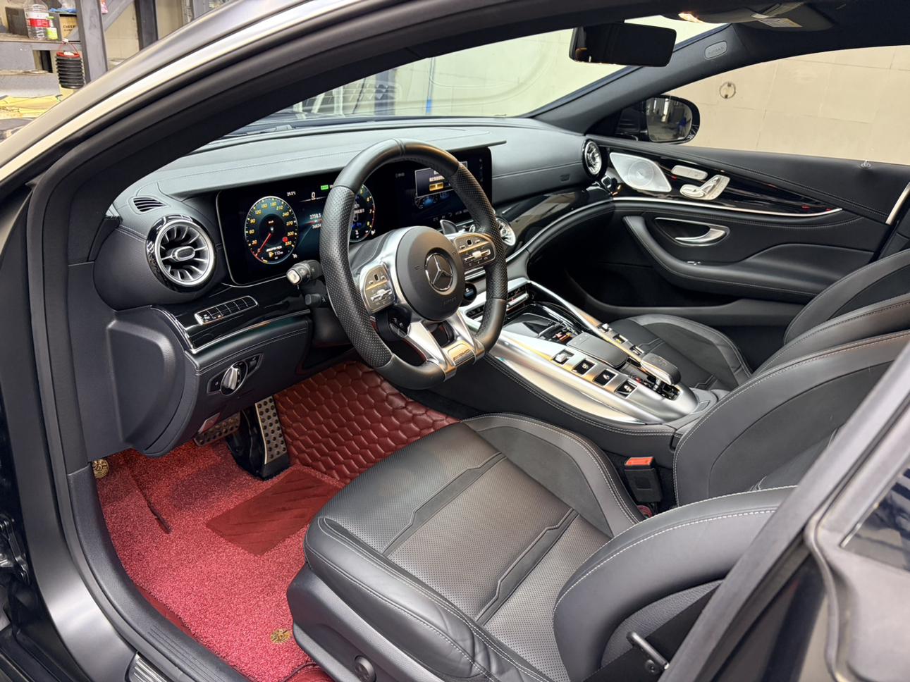 Mercedes-Benz AMG GT 2019 thumb 6