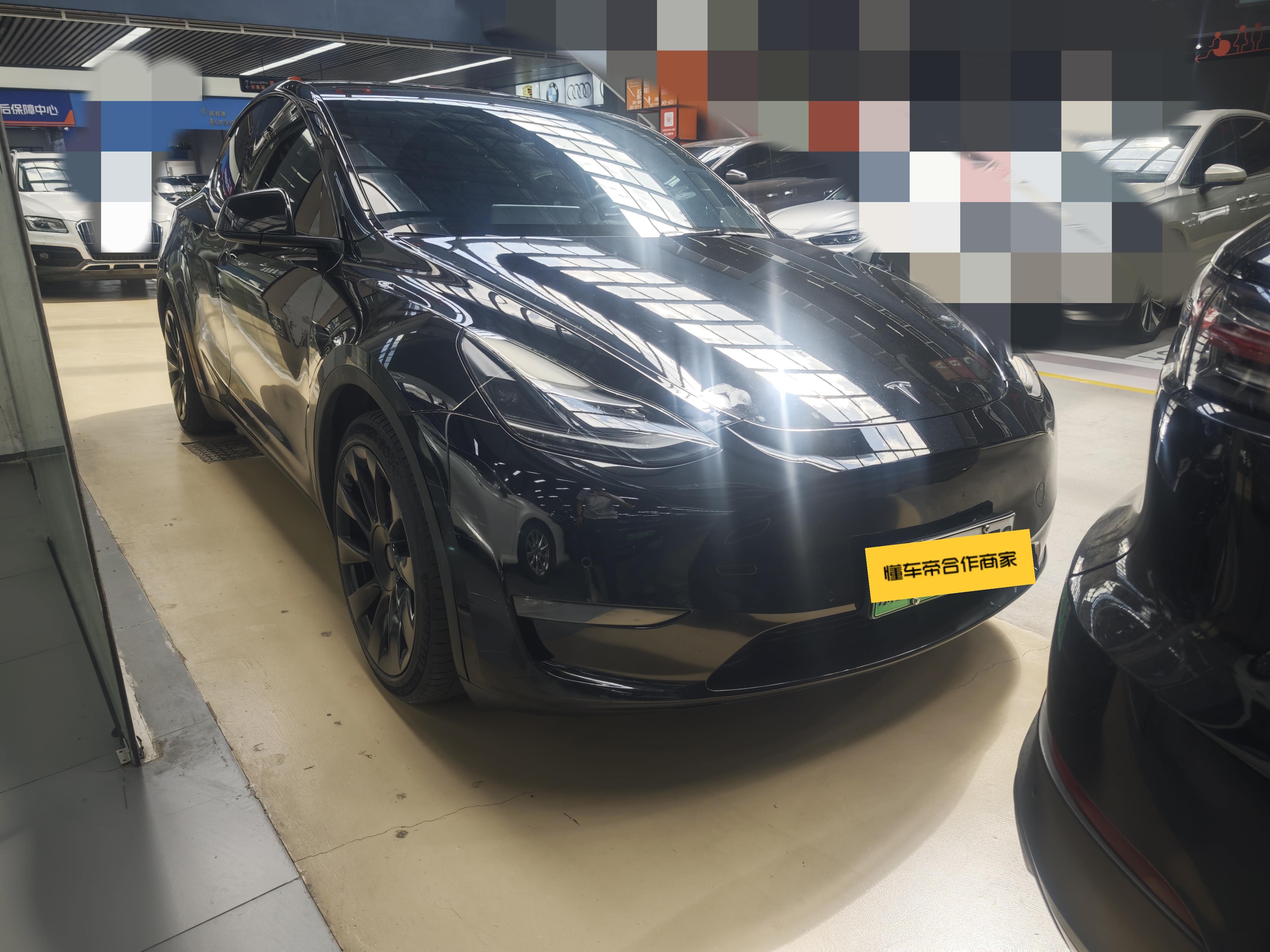 Tesla Model Y 2021 thumb 11