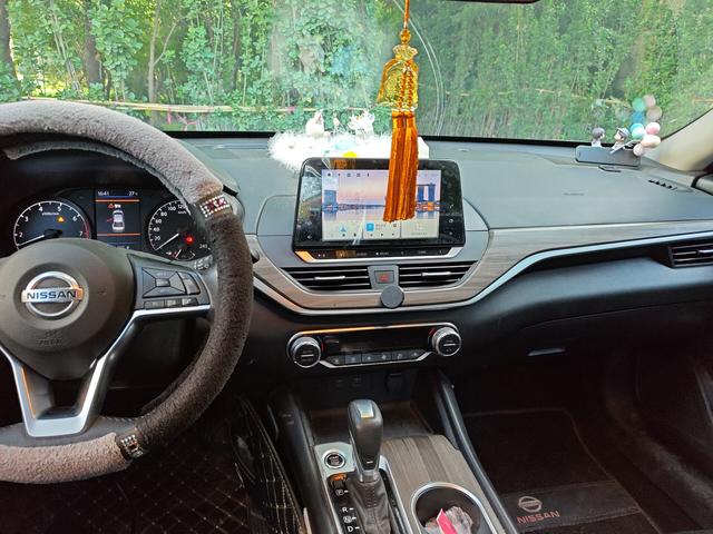 Nissan Altima 2021 thumb 6