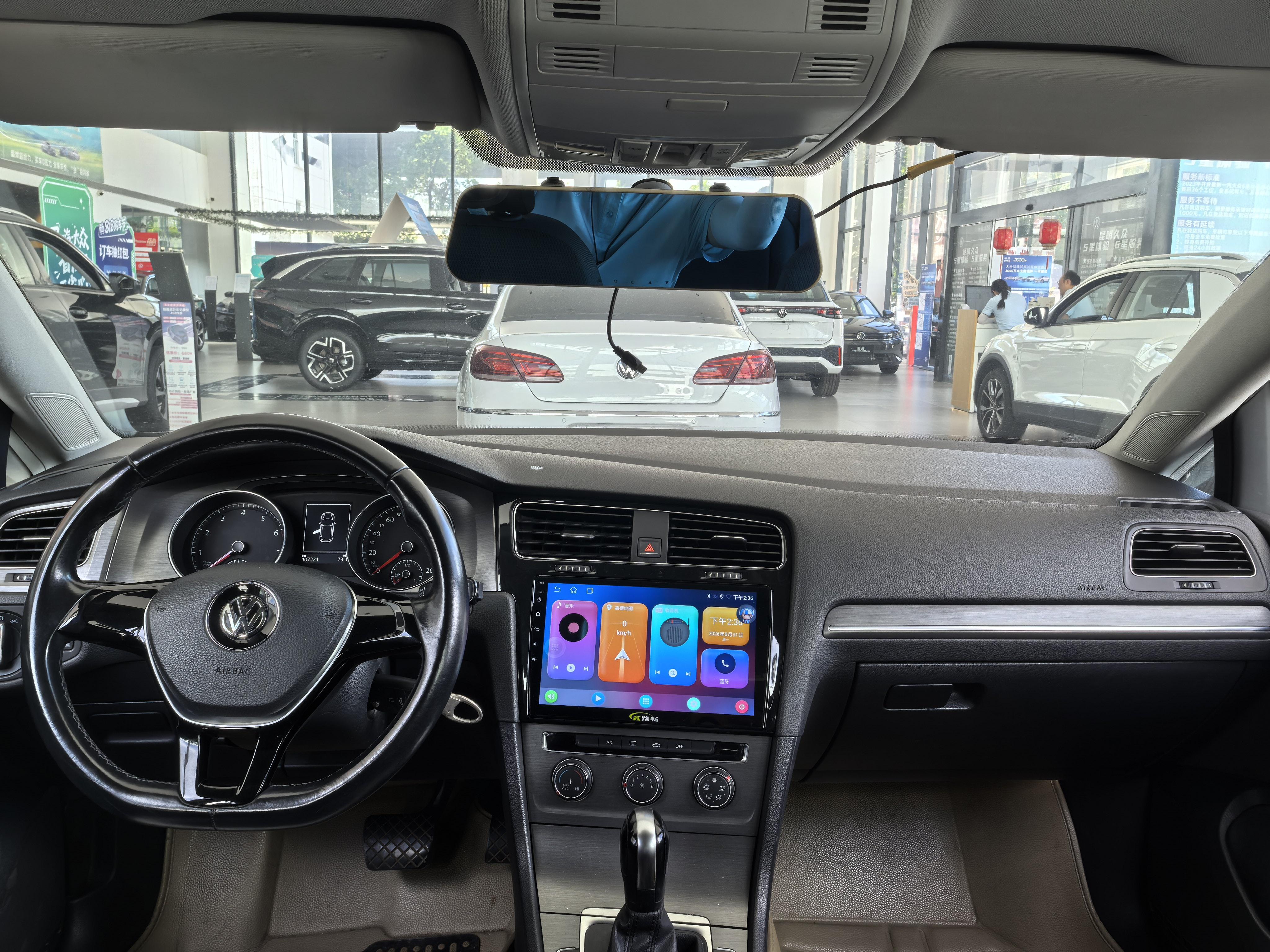 Volkswagen Golf Sportsvan 2014 thumb 6