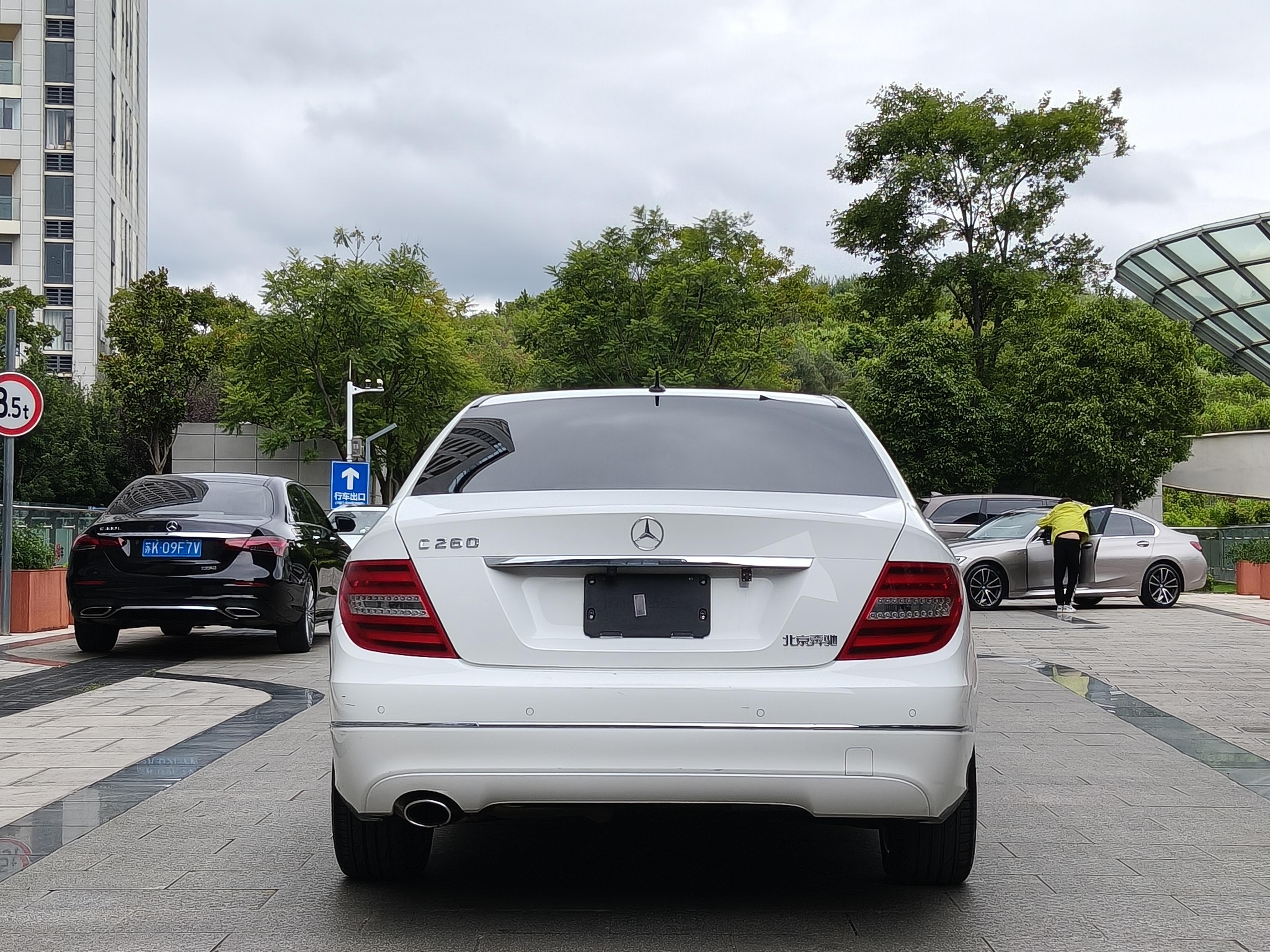 Mercedes-Benz C-Класс 2013 thumb 3