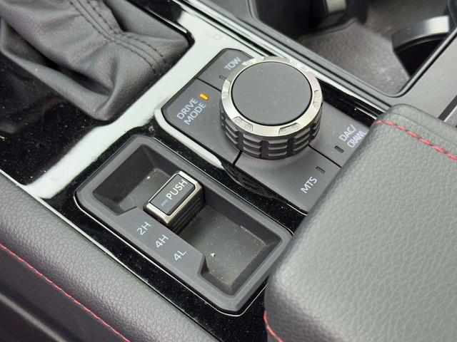 Toyota Fortuner 2024 thumb 5