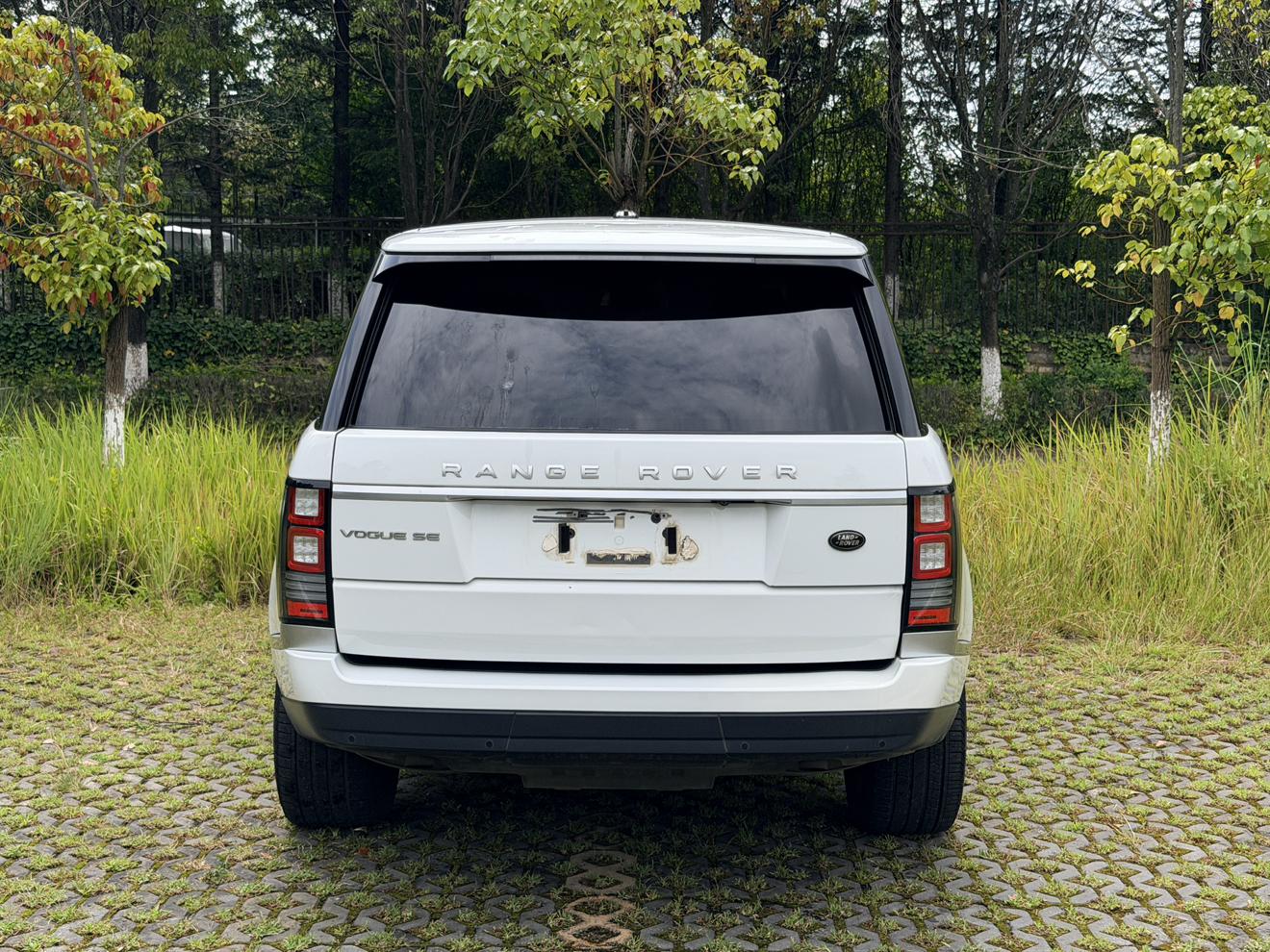 Land Rover Range Rover 2012 thumb 4