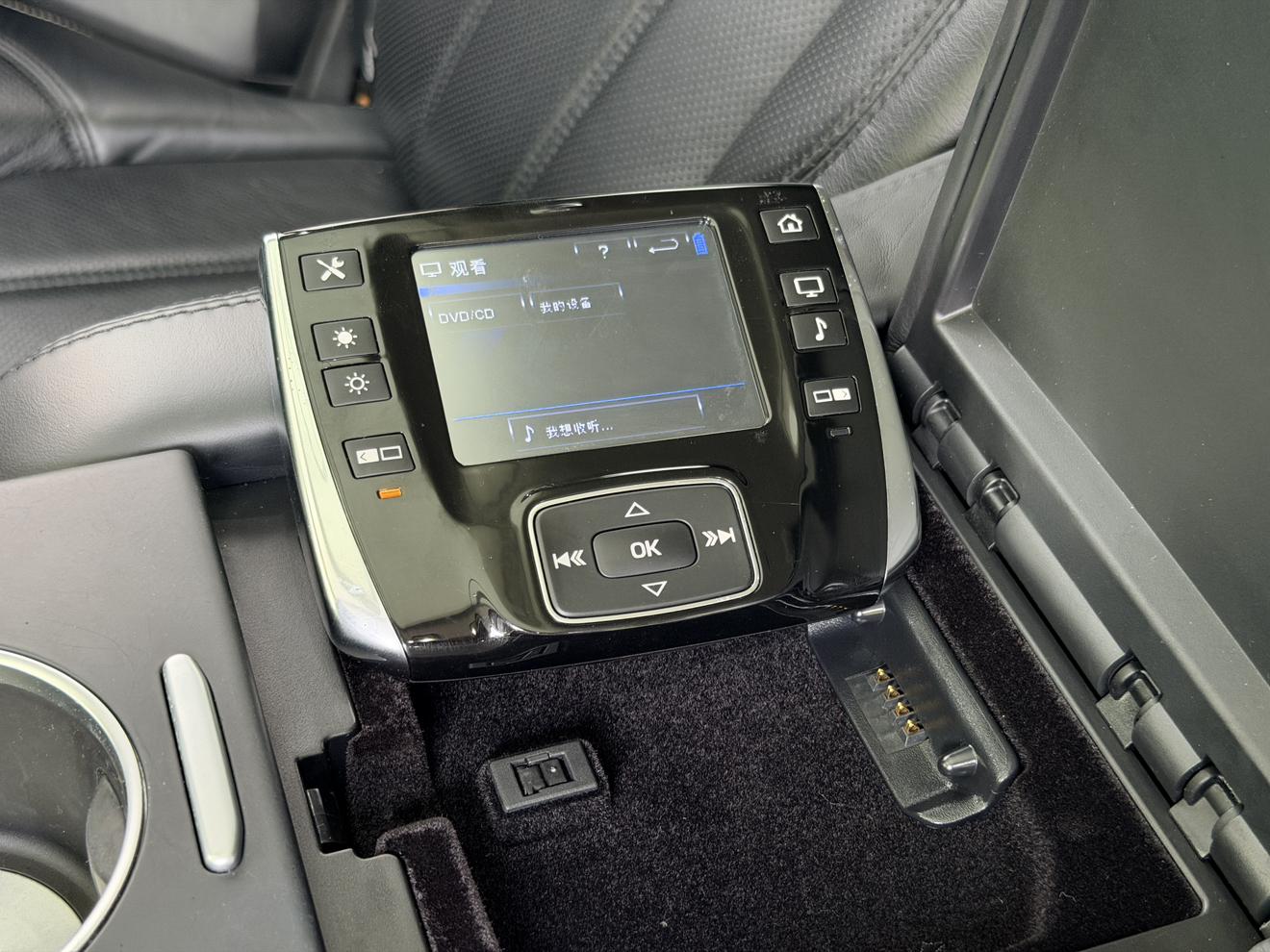 Land Rover Range Rover 2012 thumb 8