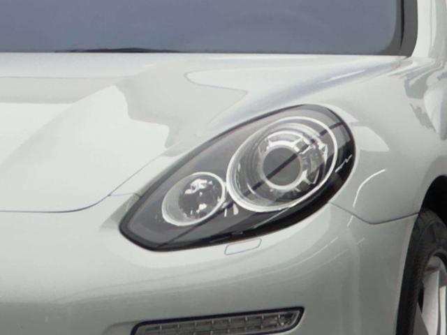 Porsche Panamera 2014 thumb 2