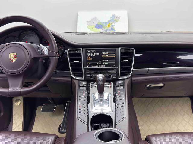 Porsche Panamera 2014 thumb 6