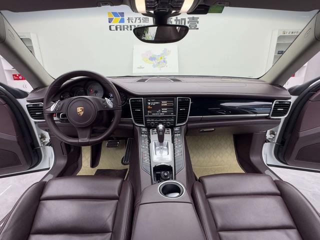 Porsche Panamera 2014 thumb 9