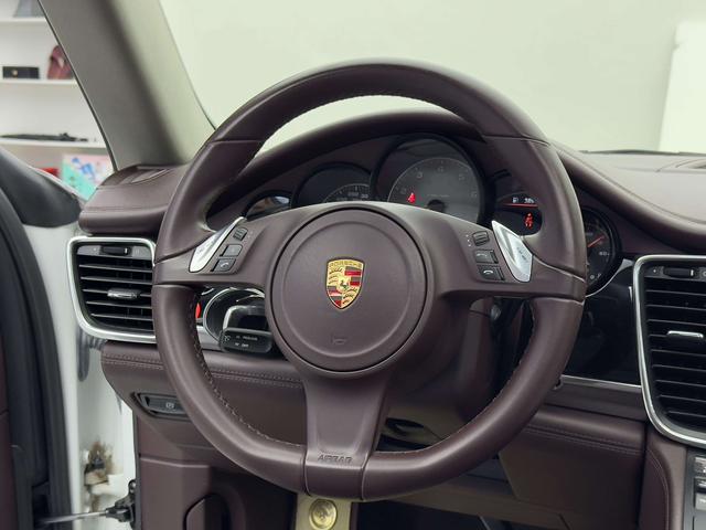 Porsche Panamera 2014 thumb 11