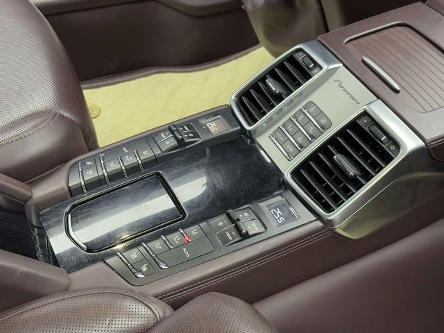 Porsche Panamera 2014 thumb 12