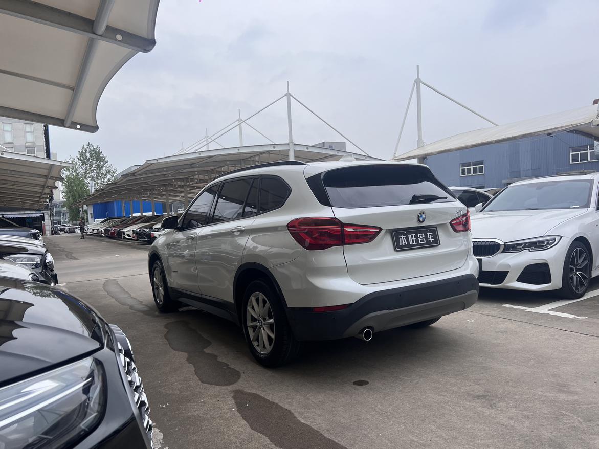 BMW X1 2018 thumb 2