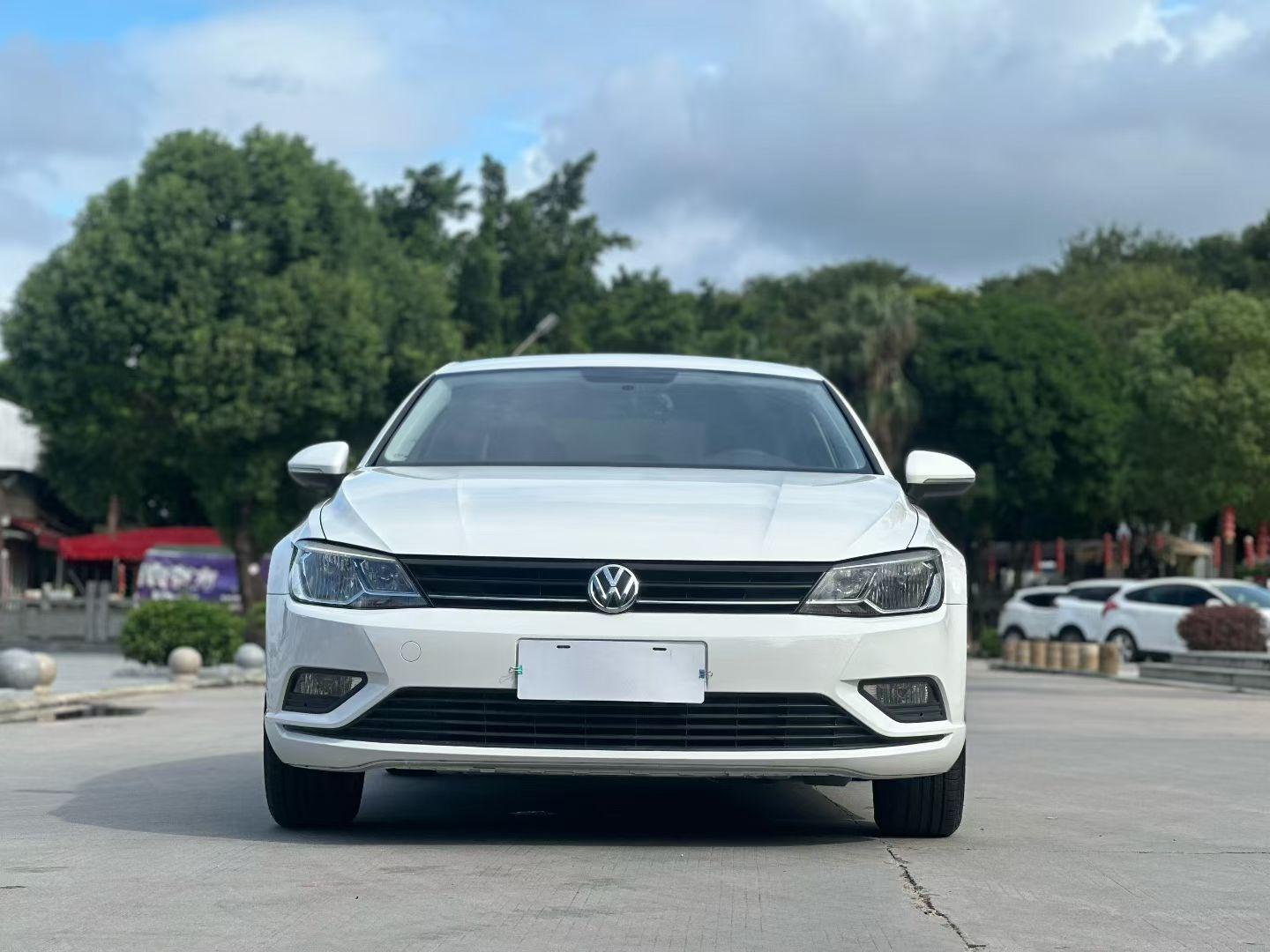 Volkswagen Lamando 2017 thumb 9