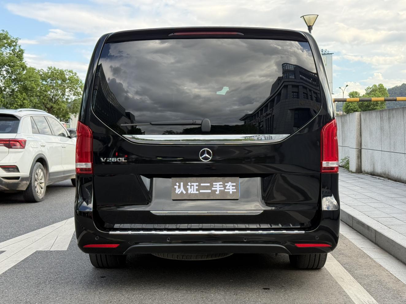 Mercedes-Benz V-Класс 2020 thumb 4