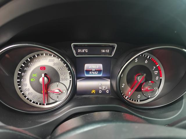 Mercedes-Benz GLA 2016 thumb 4