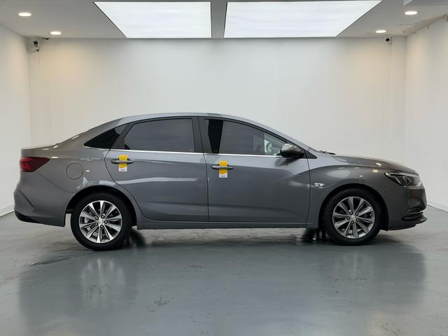 Chevrolet Monza 2022 thumb 6