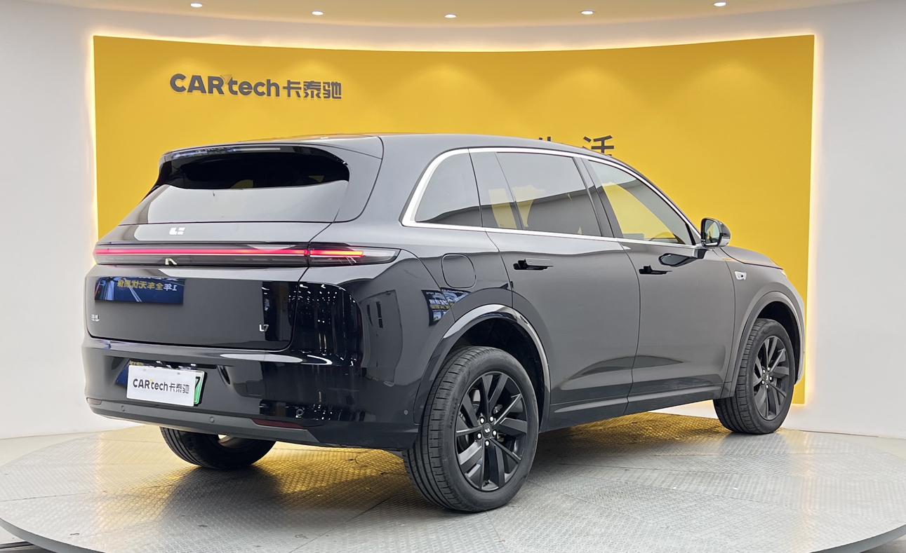 Lixiang (Li Auto) L7 2023 thumb 2