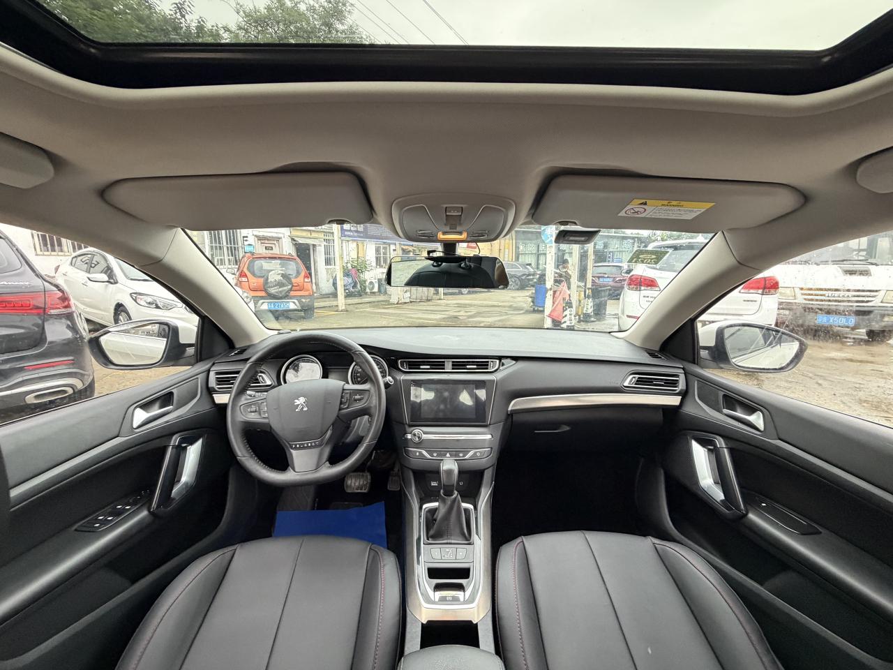 Peugeot 408 2014 thumb 5