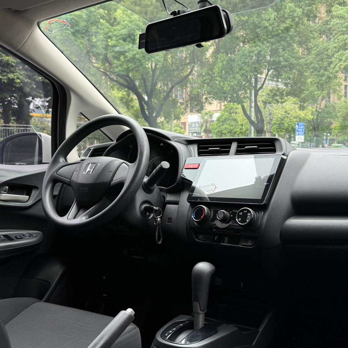 Honda Fit Shuttle 2016 thumb 7