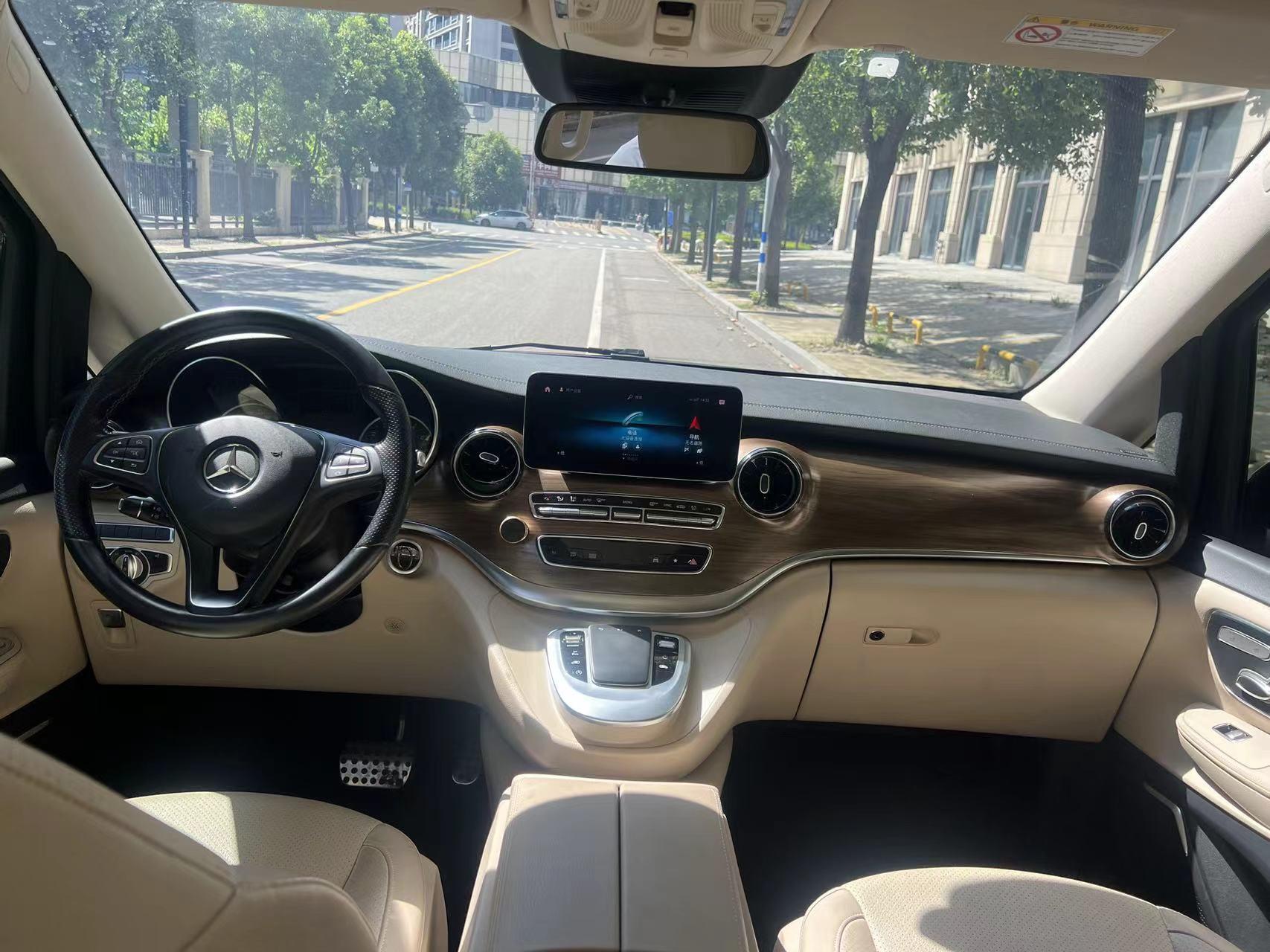 Mercedes-Benz V-Класс 2022 thumb 5