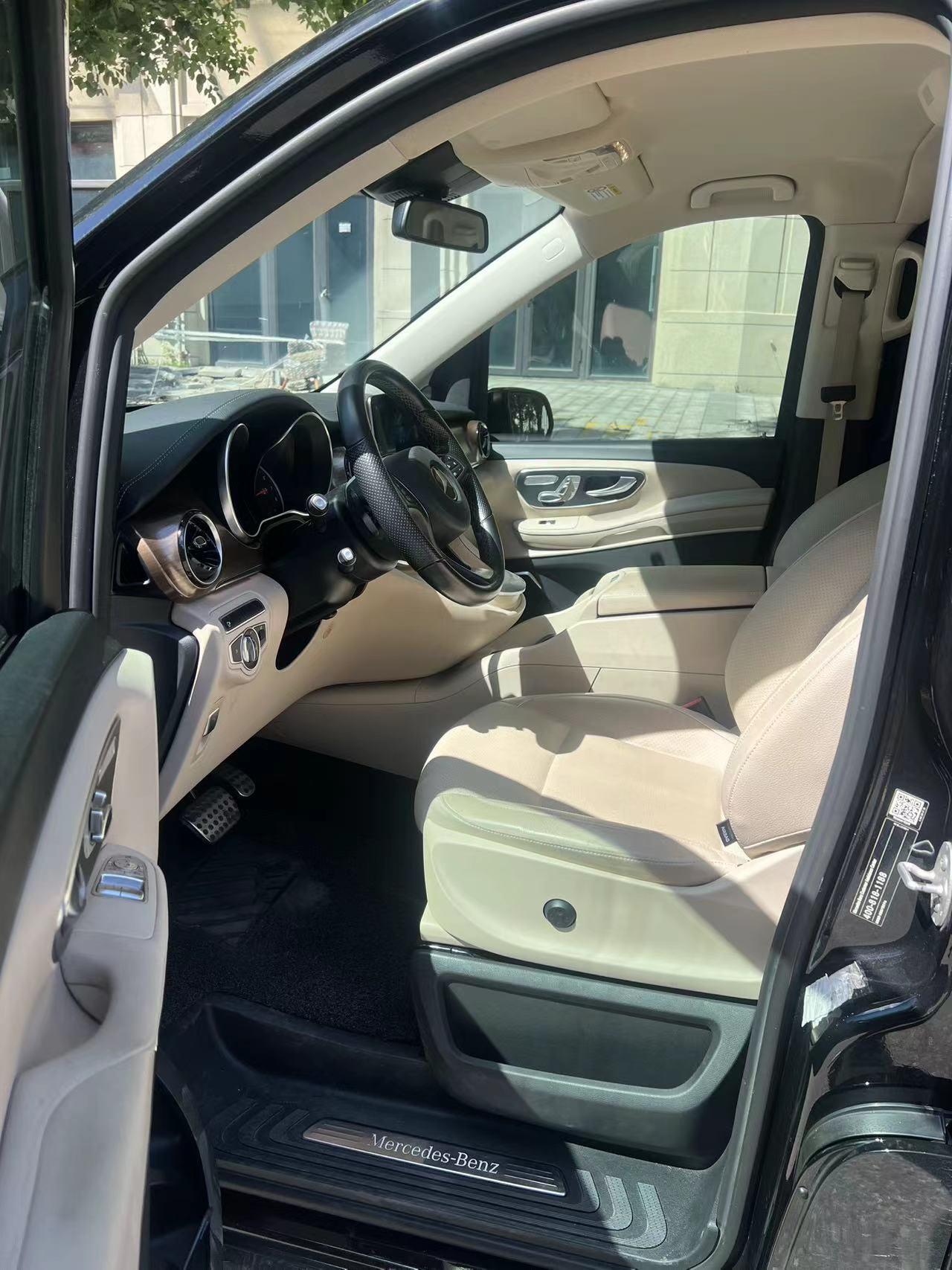 Mercedes-Benz V-Класс 2022 thumb 6
