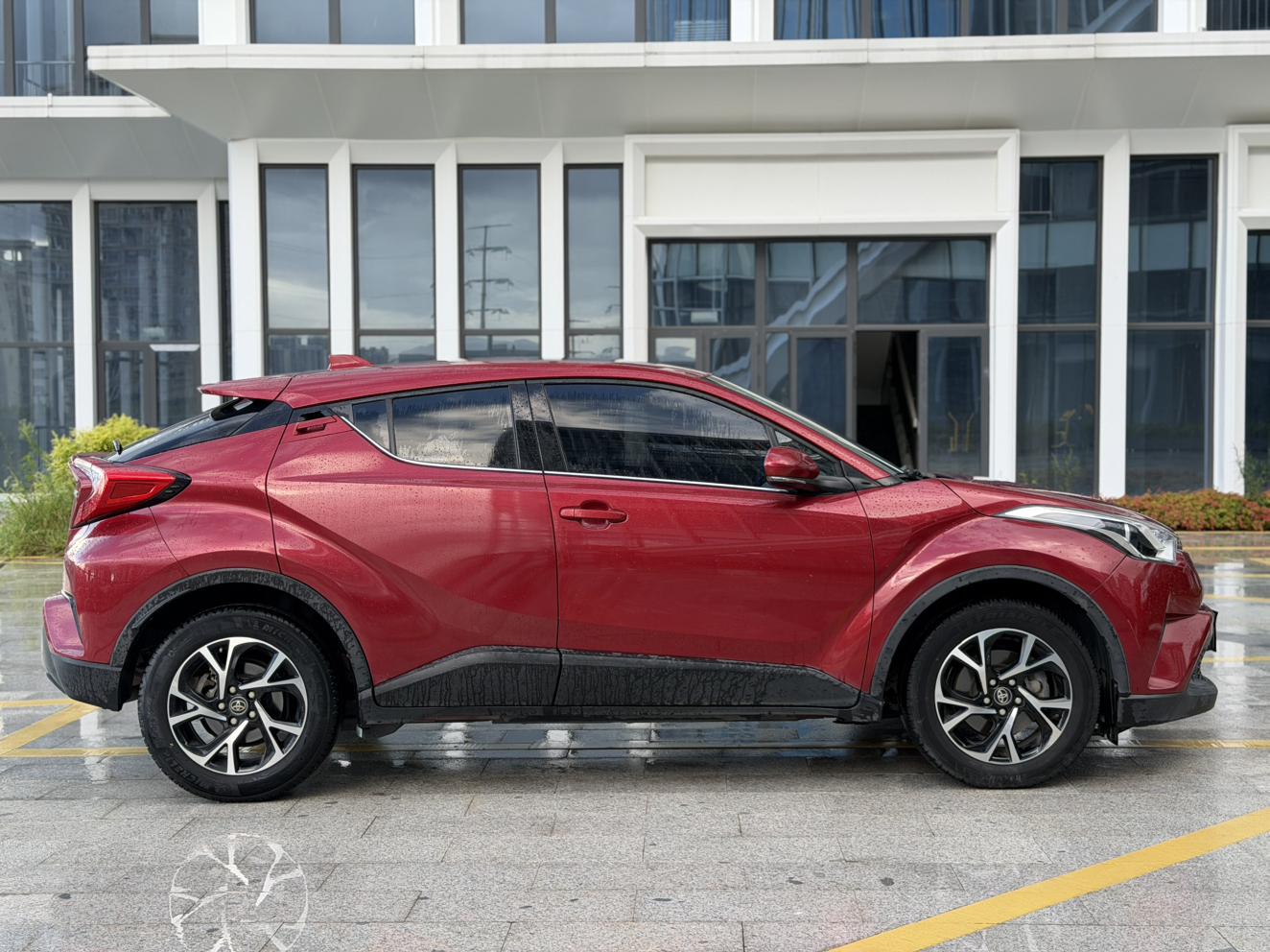 Toyota C-HR 2020 thumb 6
