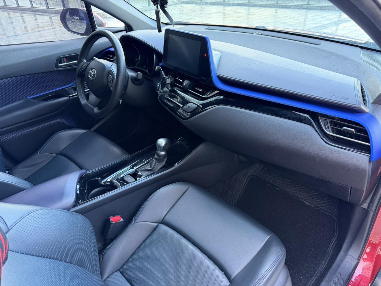 Toyota C-HR 2020 thumb 8