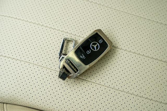 Mercedes-Benz E-Класс 2018 thumb 9