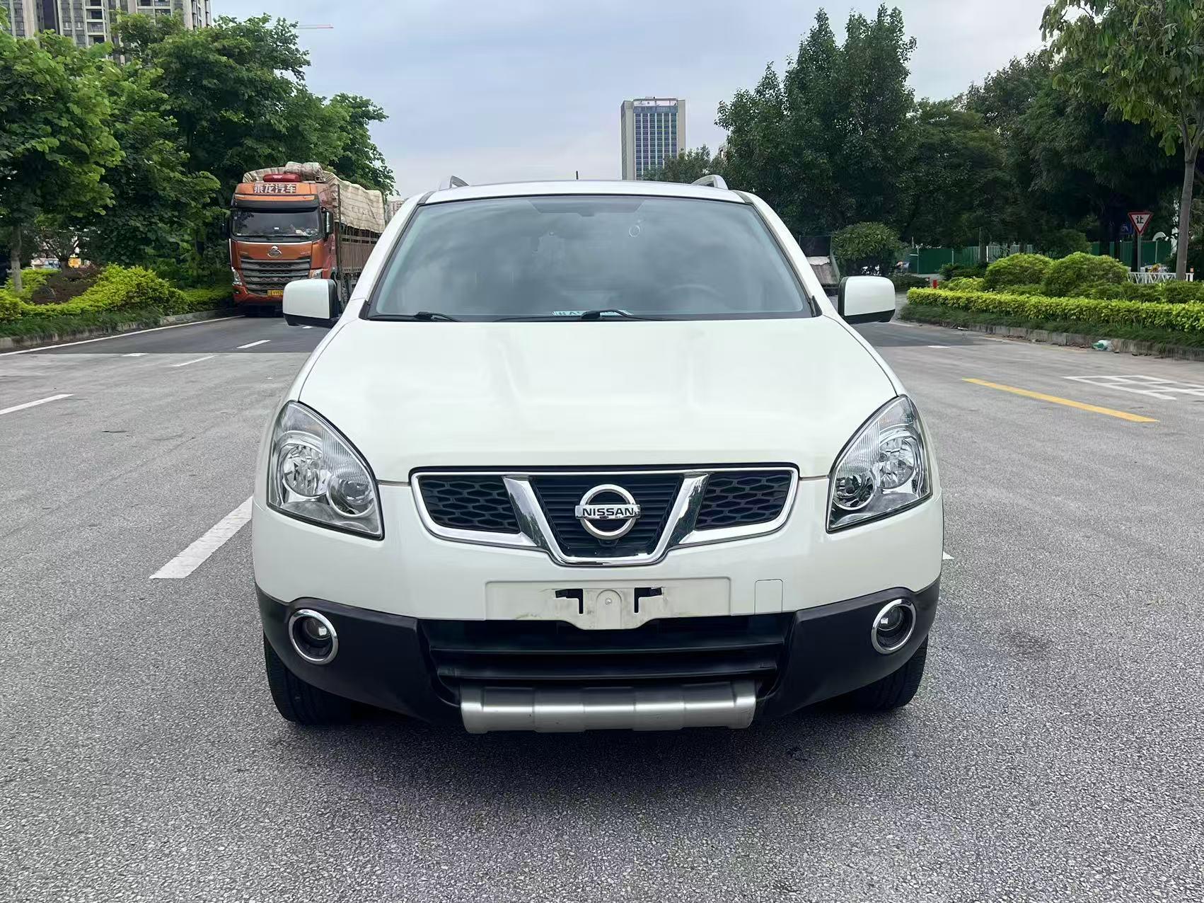 Nissan Qashqai+2 2015 thumb 11