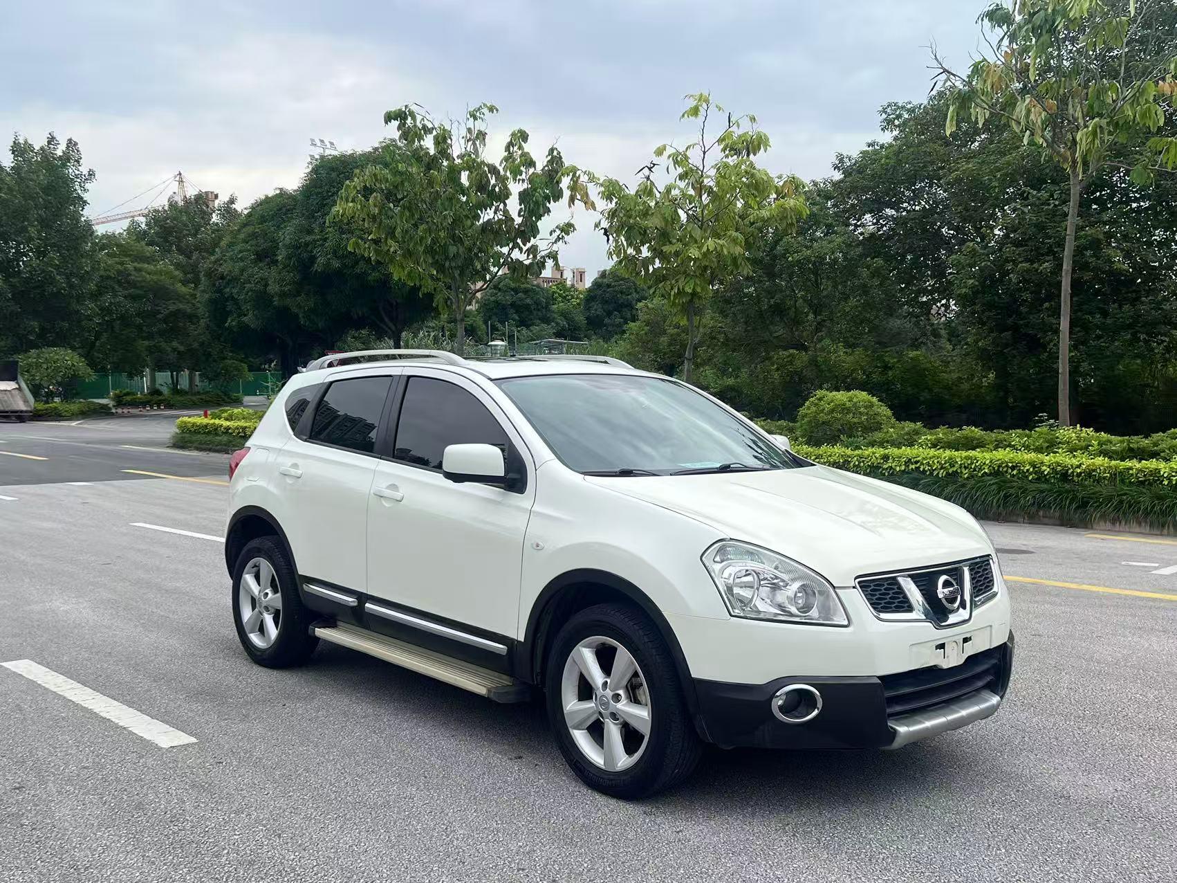 Nissan Qashqai+2 2015 thumb 12