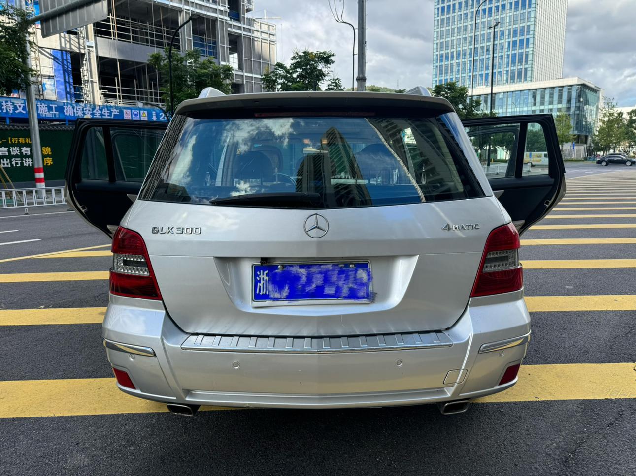 Mercedes-Benz GLK-Класс 2010 thumb 4