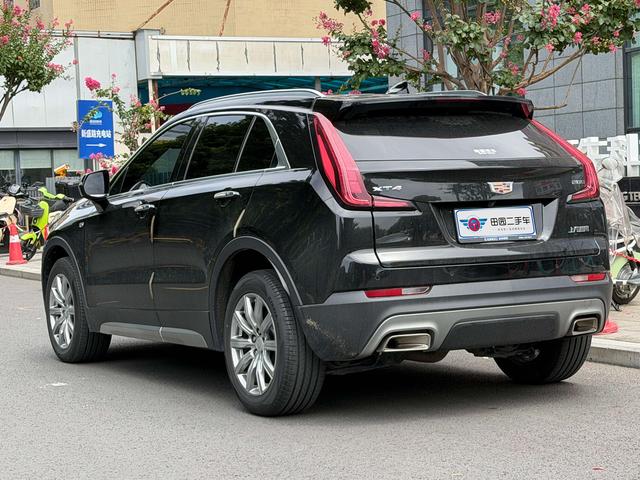 Cadillac XT4 2021 thumb 2