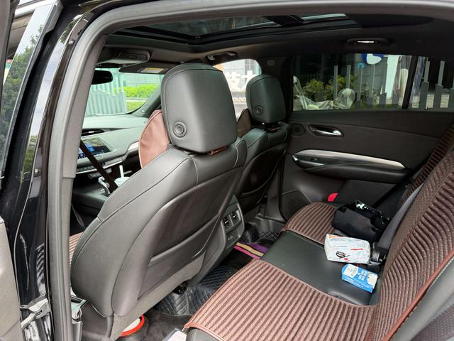 Cadillac XT4 2021 thumb 10