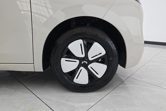 Wuling Mini EV 2025 thumb 9
