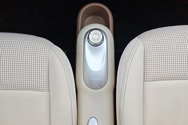 Wuling Mini EV 2025 thumb 12