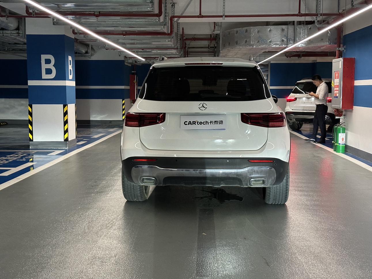Mercedes-Benz GLB 2024 thumb 4