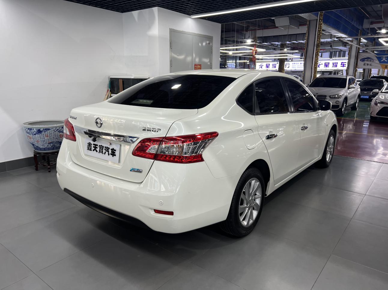 Nissan Sylphy 2014 thumb 11