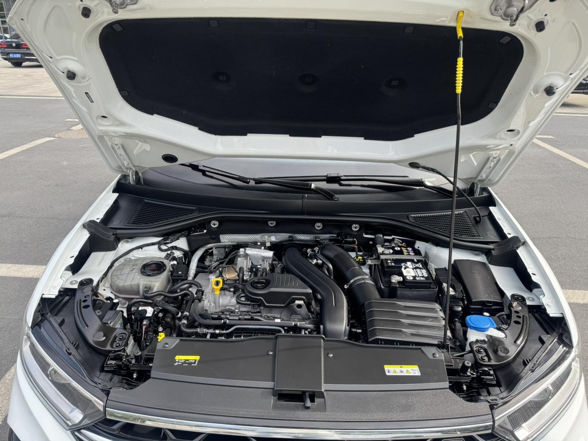 Volkswagen T-Roc 2023 thumb 6