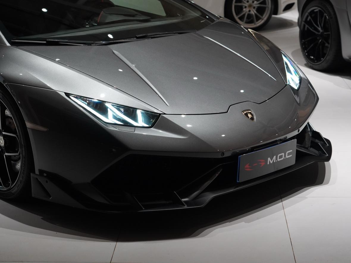Lamborghini Huracán 2016 thumb 6