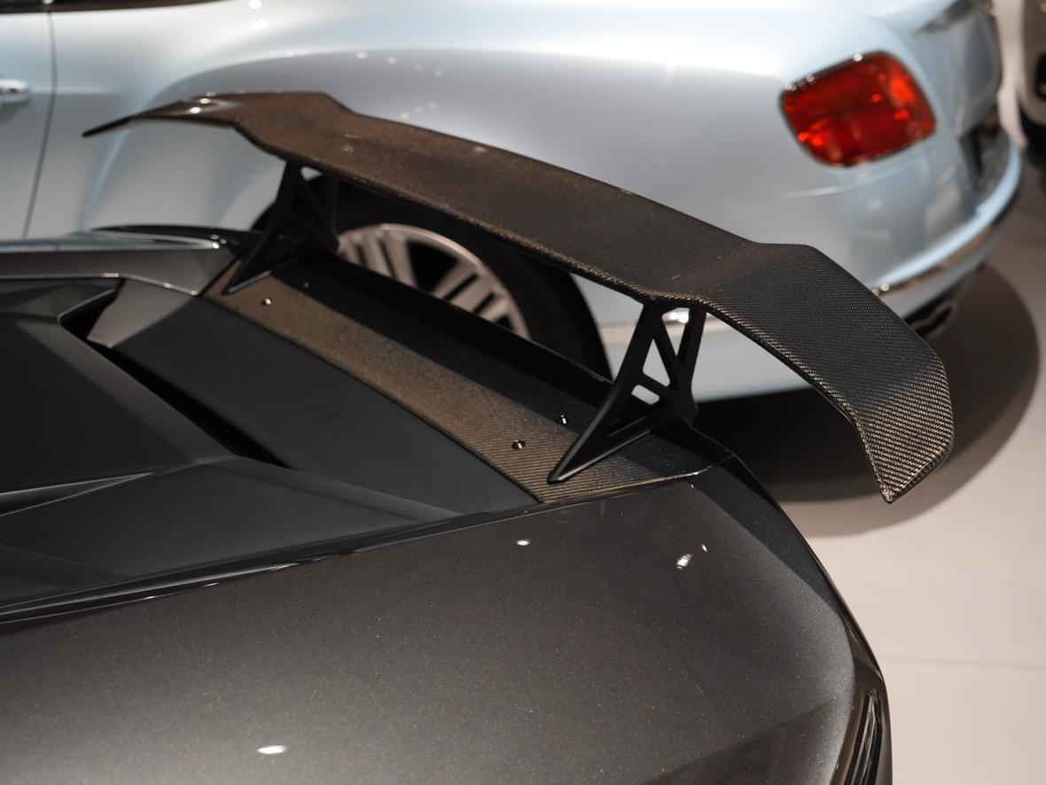Lamborghini Huracán 2016 thumb 10