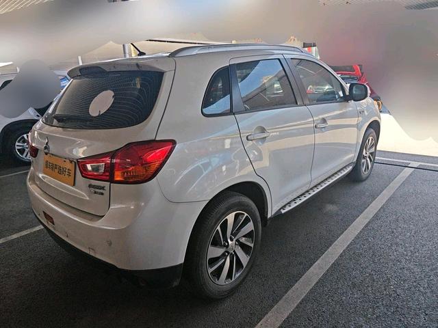 Mitsubishi ASX 2018 thumb 2