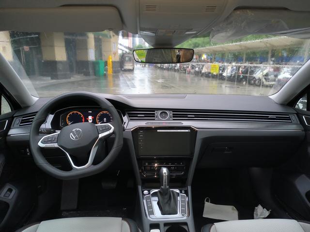 Volkswagen Magotan 2026 thumb 3