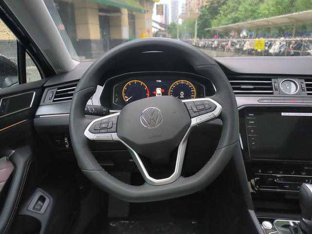 Volkswagen Magotan 2026 thumb 5
