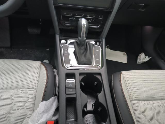 Volkswagen Magotan 2026 thumb 7