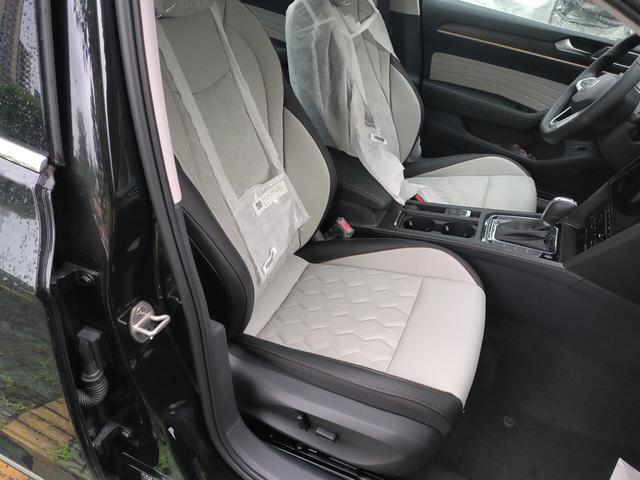 Volkswagen Magotan 2026 thumb 9