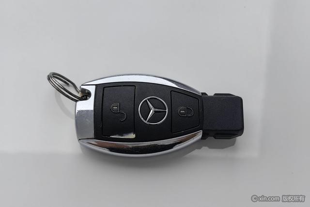 Mercedes-Benz GLA 2018 thumb 4