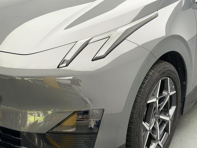 Lynk & Co Z20 2025 thumb 10