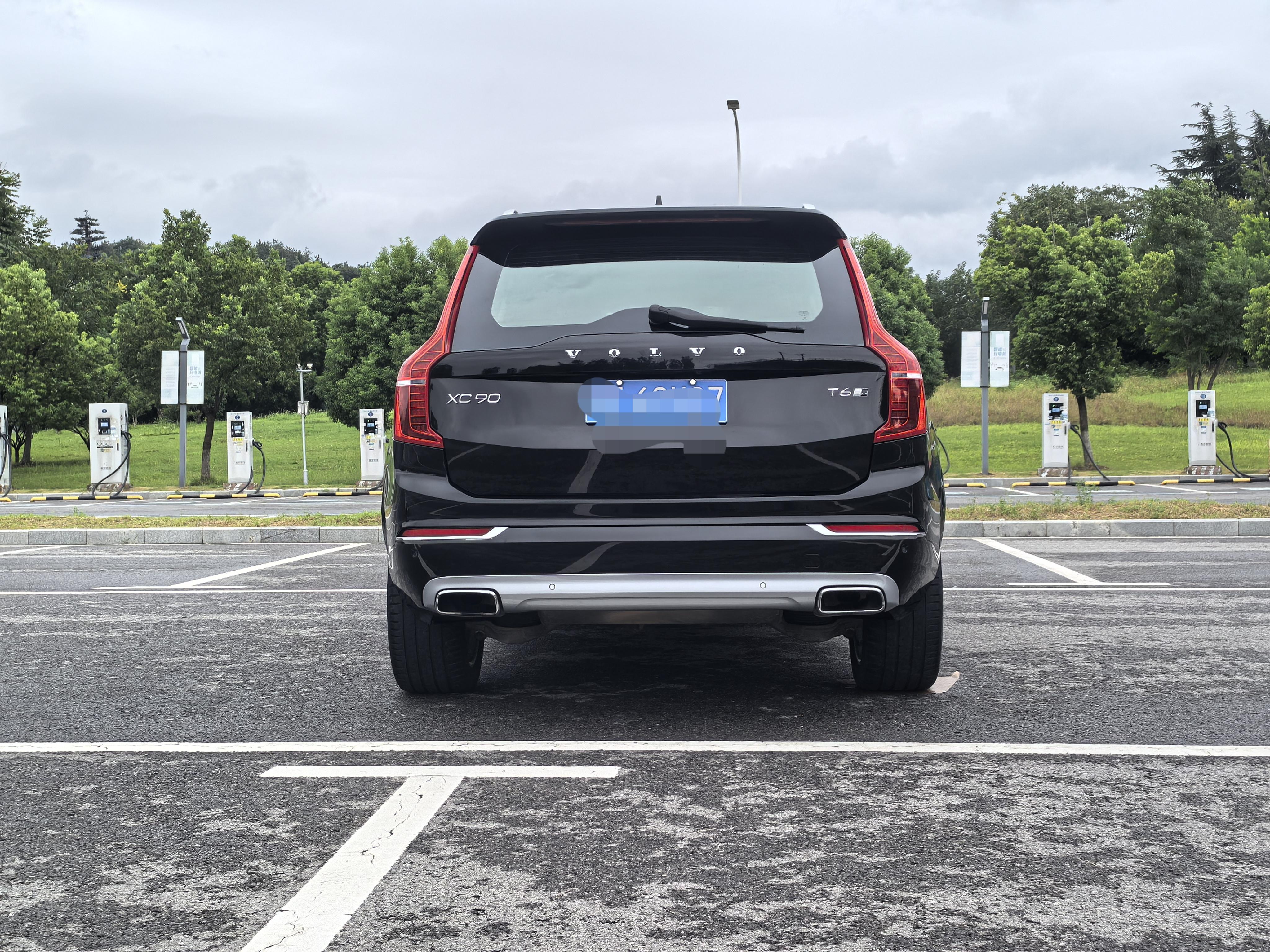 Volvo XC90 2015 thumb 2