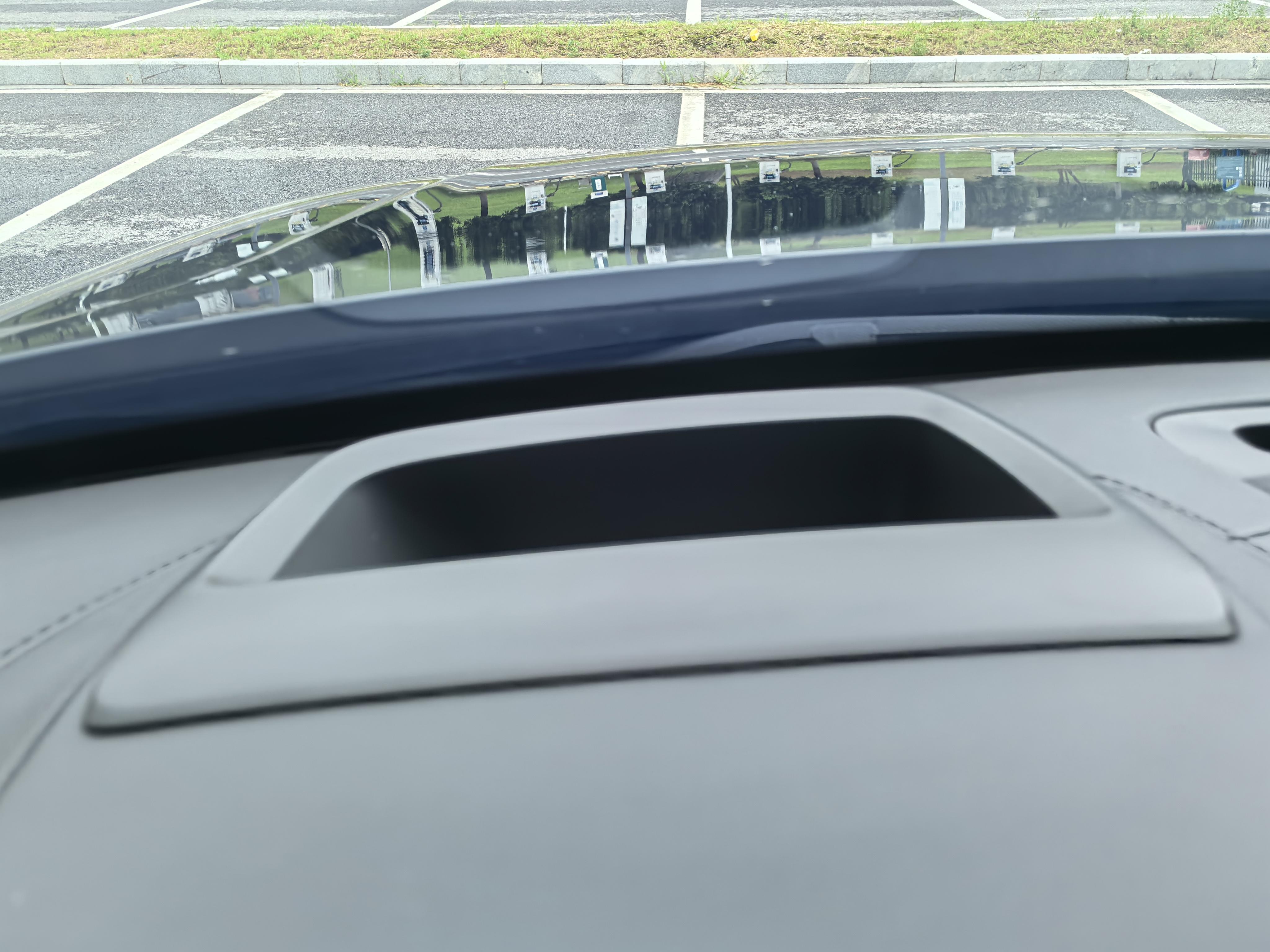 Volvo XC90 2015 thumb 8