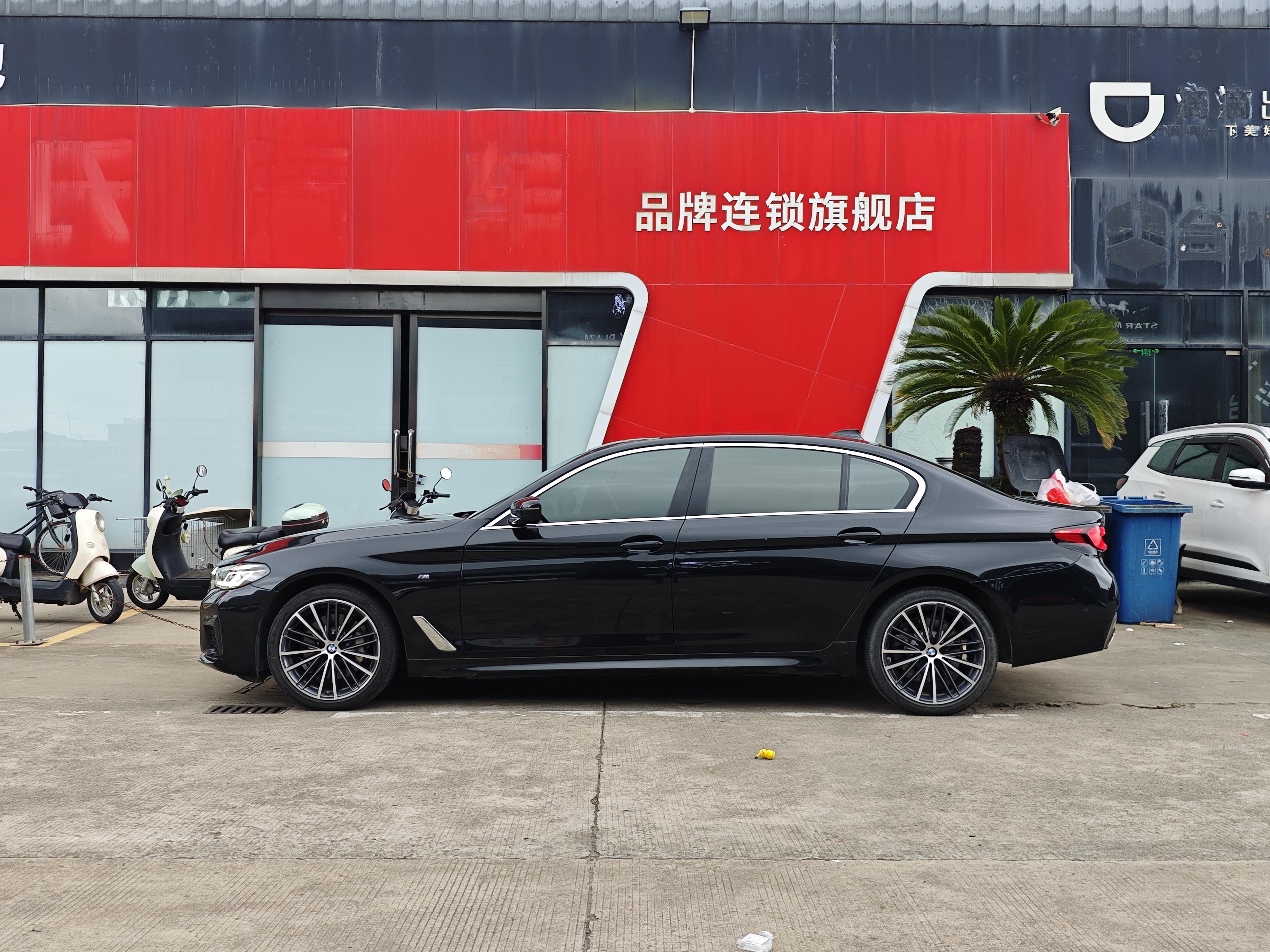 BMW 5 серии 2023 thumb 11
