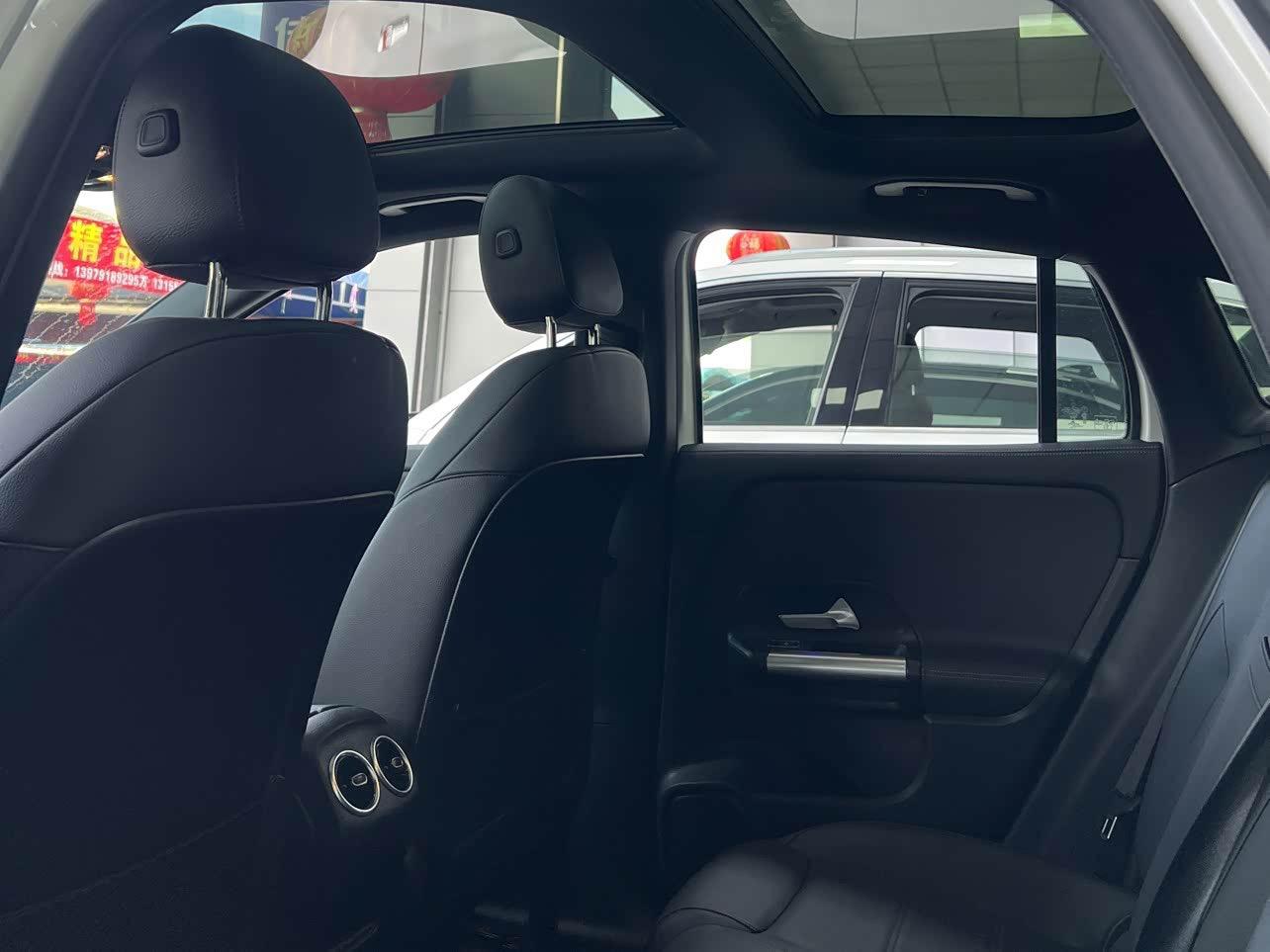 Mercedes-Benz GLA 2020 thumb 11