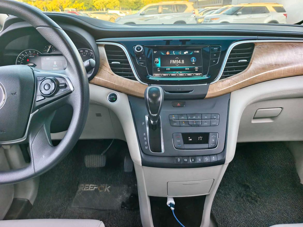 Buick GL8 2018 thumb 7